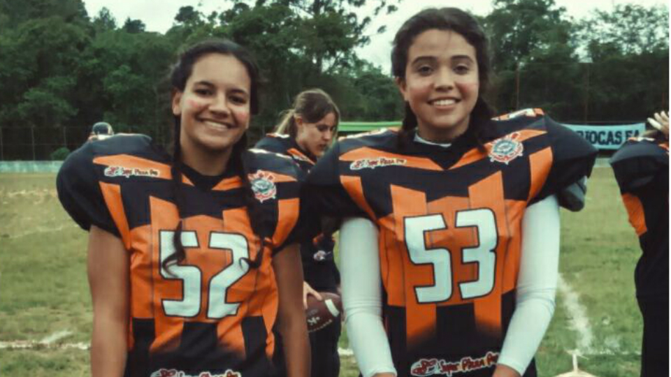 Conheça algumas das brasileiras que estão apostando no futebol americano