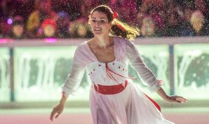 NEW YORK, NY - DECEMBER 01: Figure skater Nancy Kerrigan performs during the 2015 Bryant Park Christmas tree lighting at Bryant Park on December 1, 2015 in New York City. (Photo by Noam Galai/Getty Images)