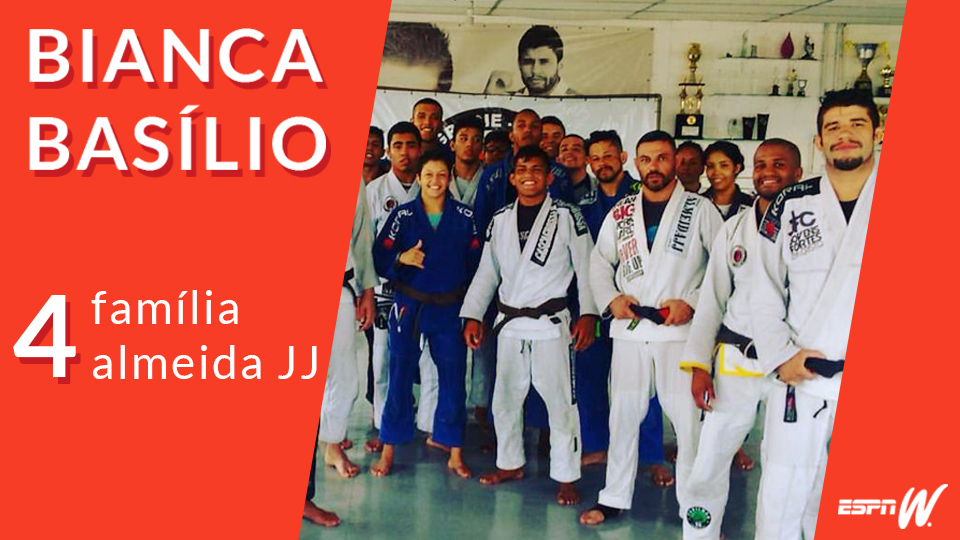 #4 Bia Basílio – Família Almeida JJ