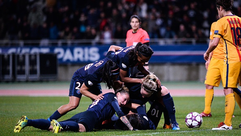 Em 2016, o Barcelona foi eliminado da Champions League feminina pelo PSG, e com gol de brasileira