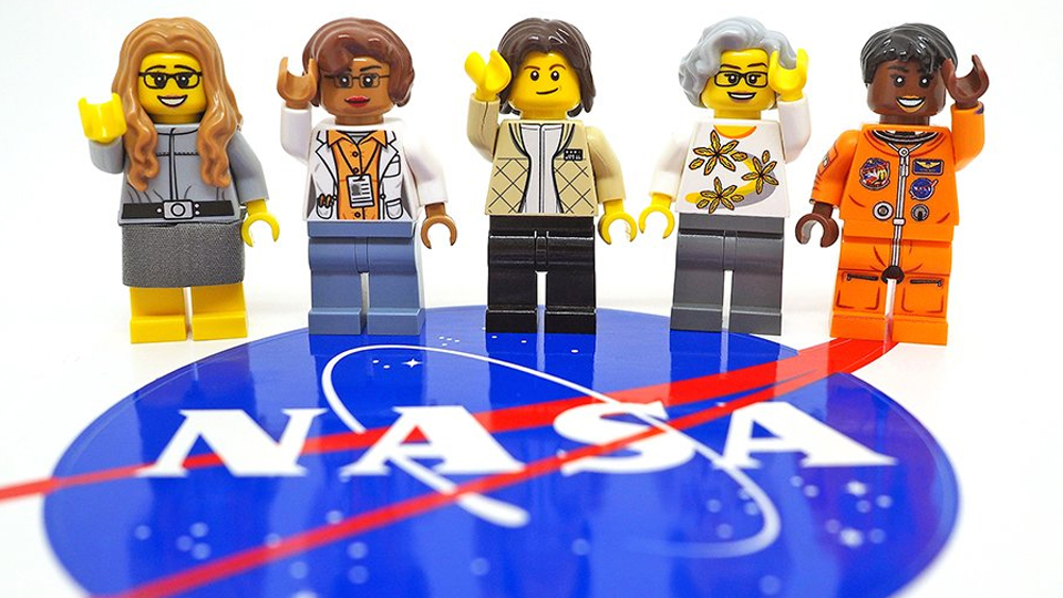 História de brinquedo: Lego homenageia mulheres da NASA em novo kit de montar