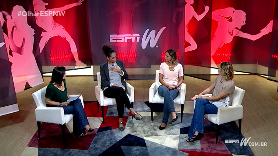 Aline Pellegrino e Juliana Cabral colocam o futebol feminino no foco do Olhar espnW desta semana