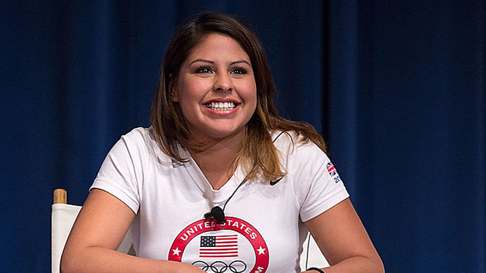 Primeira pugilista norte-americana a se classificar para os Jogos Olímpicos, Marlen Esparza lutou também fora do ringue