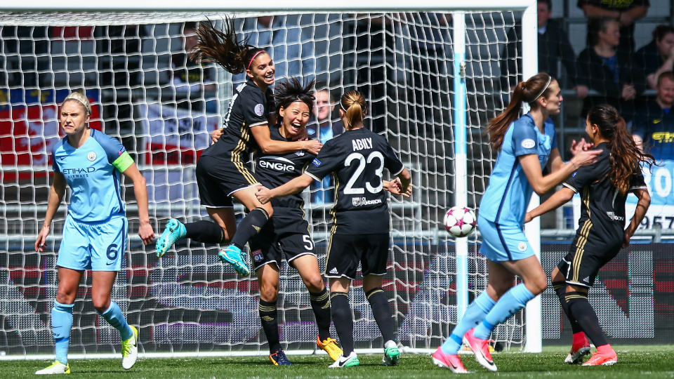 Lyon surpreende Manchester City e fica mais perto da decisão da Champions League feminina