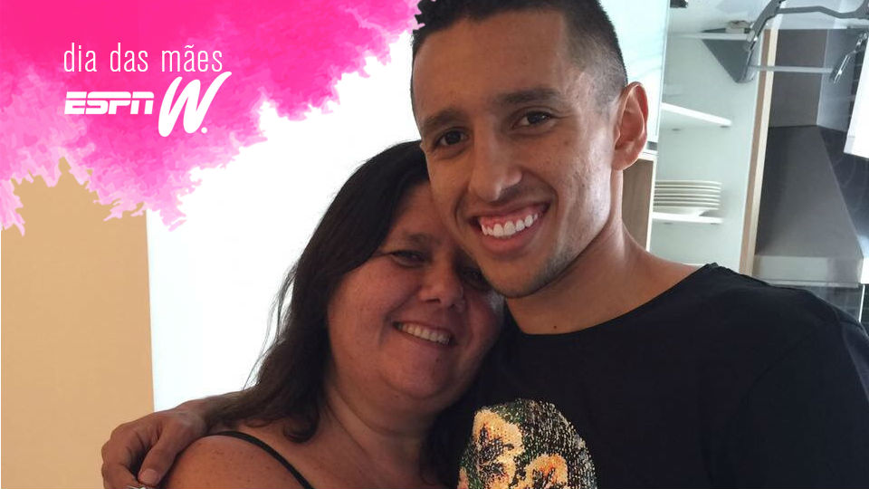 Mãe do zagueiro Marquinhos fala sobre a paixão por futebol que atravessa gerações na família e manda recado para o filho