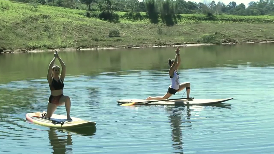 Stand Up Paddle com yoga? Conheça o SUP Yoga