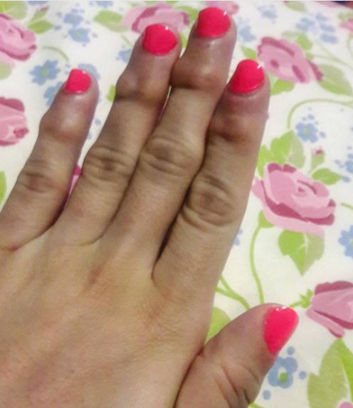 Mão é da faixa preta Claudia do Val (Foto: instagram @claudiadovaljj/)