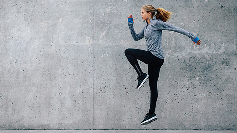 Confira cinco exercícios de mobilidade para fazer antes de correr