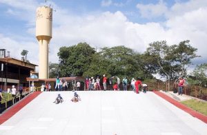 A pista de 100 metros é ótima para iniciantes (Divulgação/Ski Mountain Park)