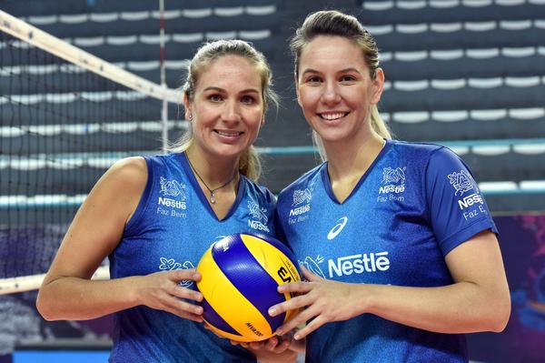 ‘Mãezonas’ Fabíola e Carol Albuquerque comandam nova geração do Vôlei Nestlé